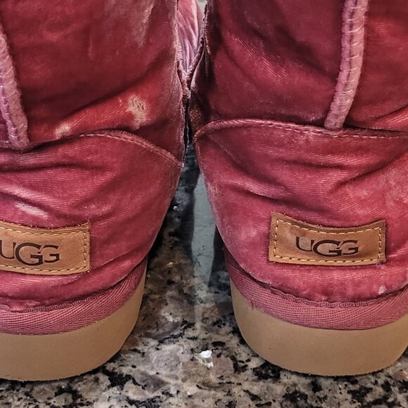 UGG**Velvet Bougainvillea Boots** Size 9 - Picture 14 of 15
